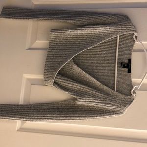 Grey cropped plunge sweater